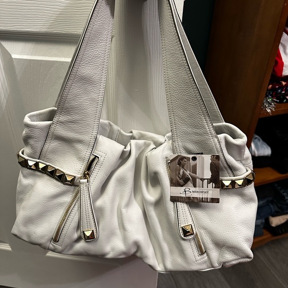 B. Makowsky White Leather Purse - Picture 2 of 4